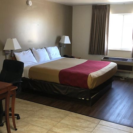 Ameri-Stay Inn&Suites Clearfield Bagian luar foto