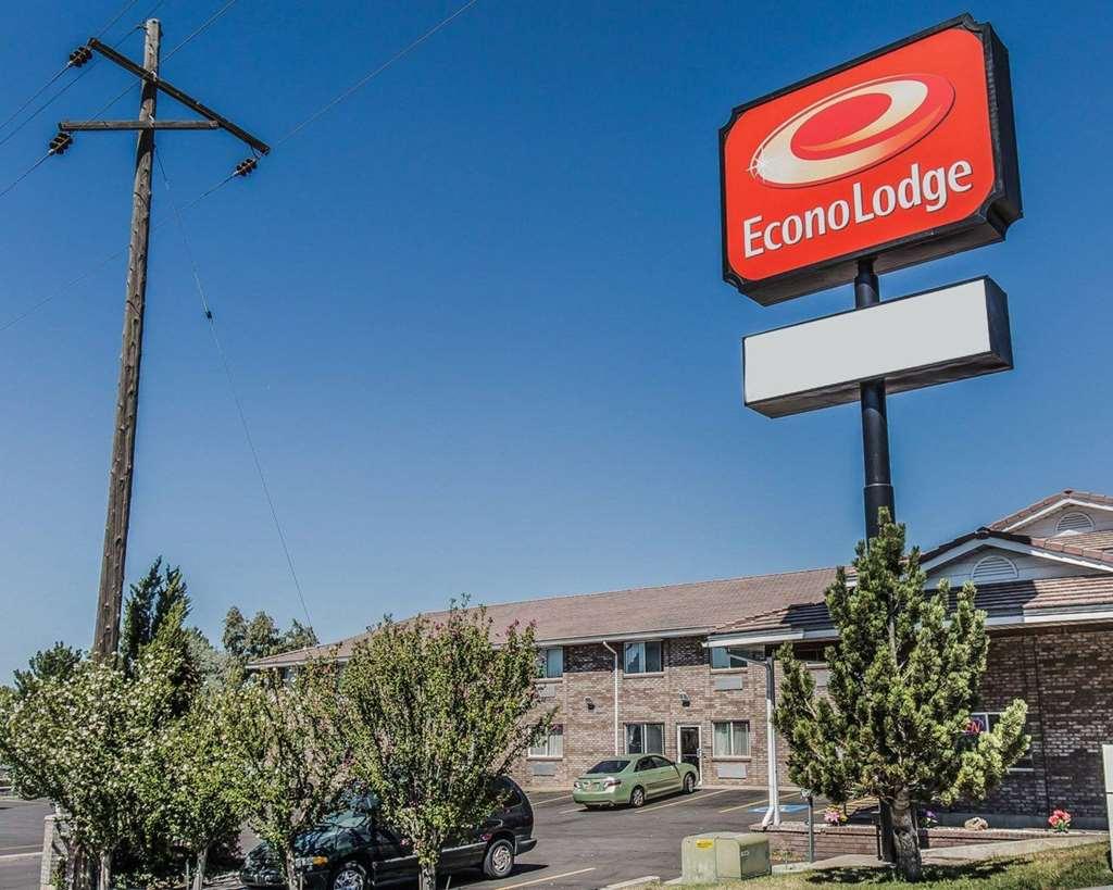 Ameri-Stay Inn&Suites Clearfield Bagian luar foto